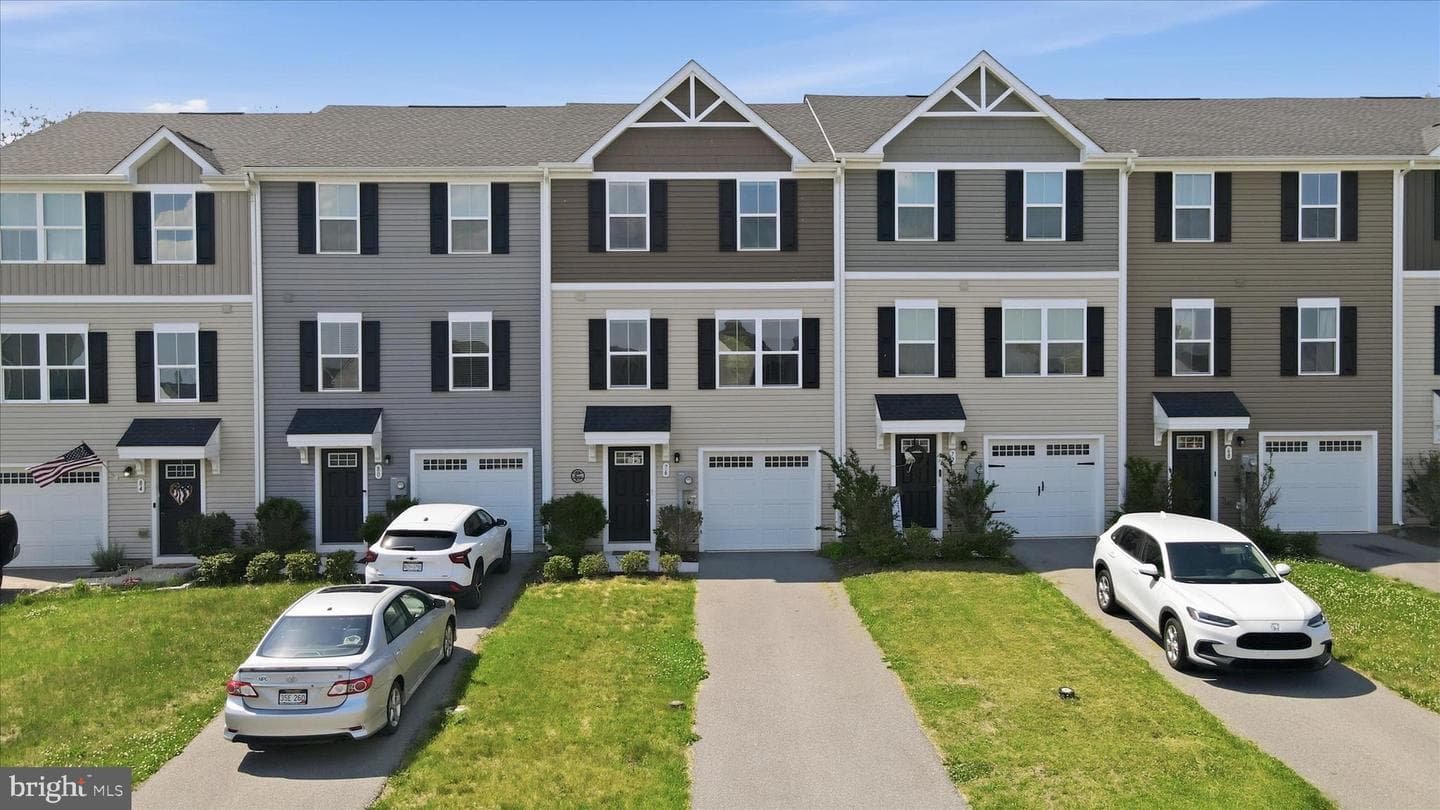 76 Chincoteague Lane photo 1