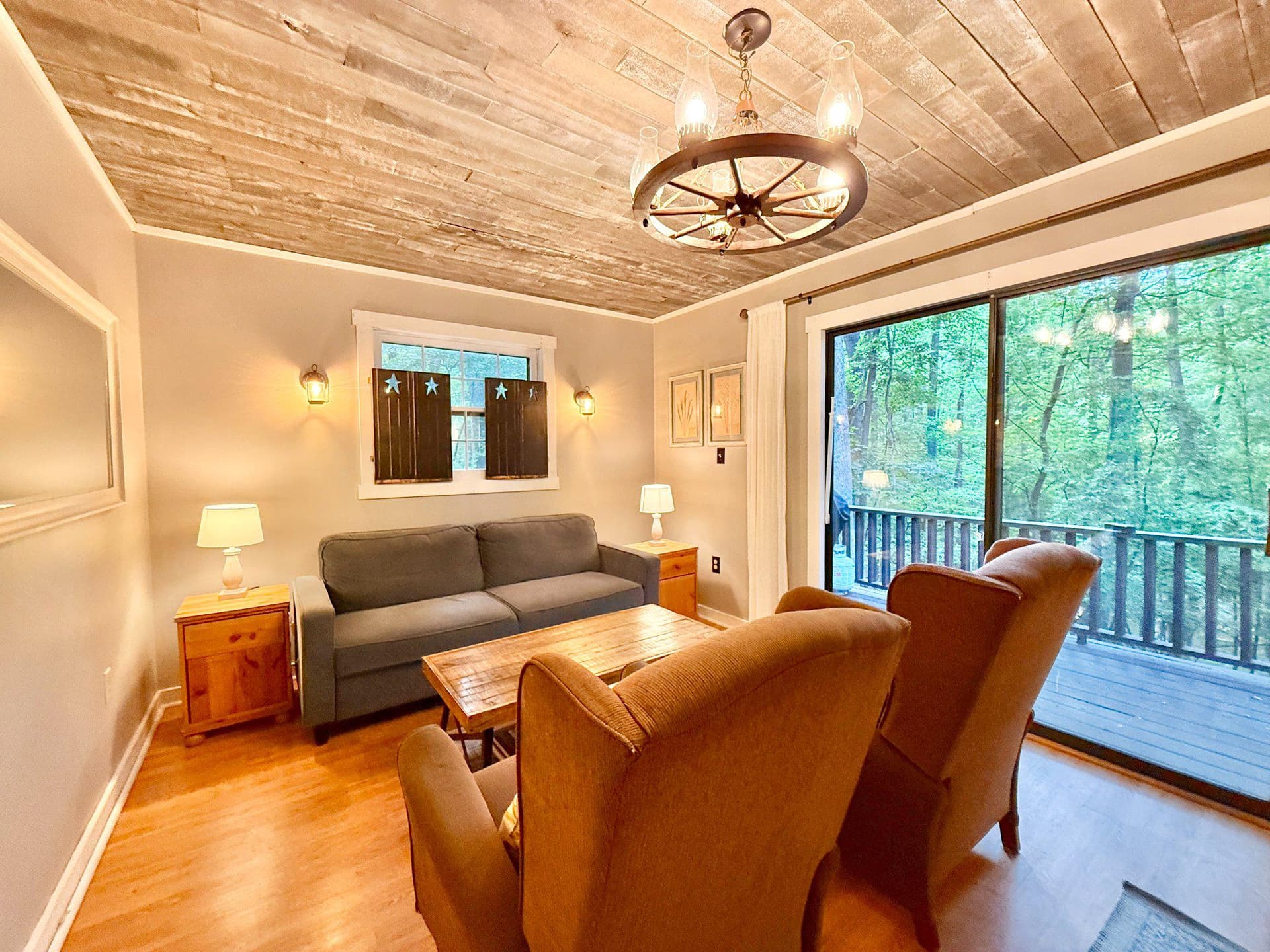 579 Tuckahoe Trl photo 9