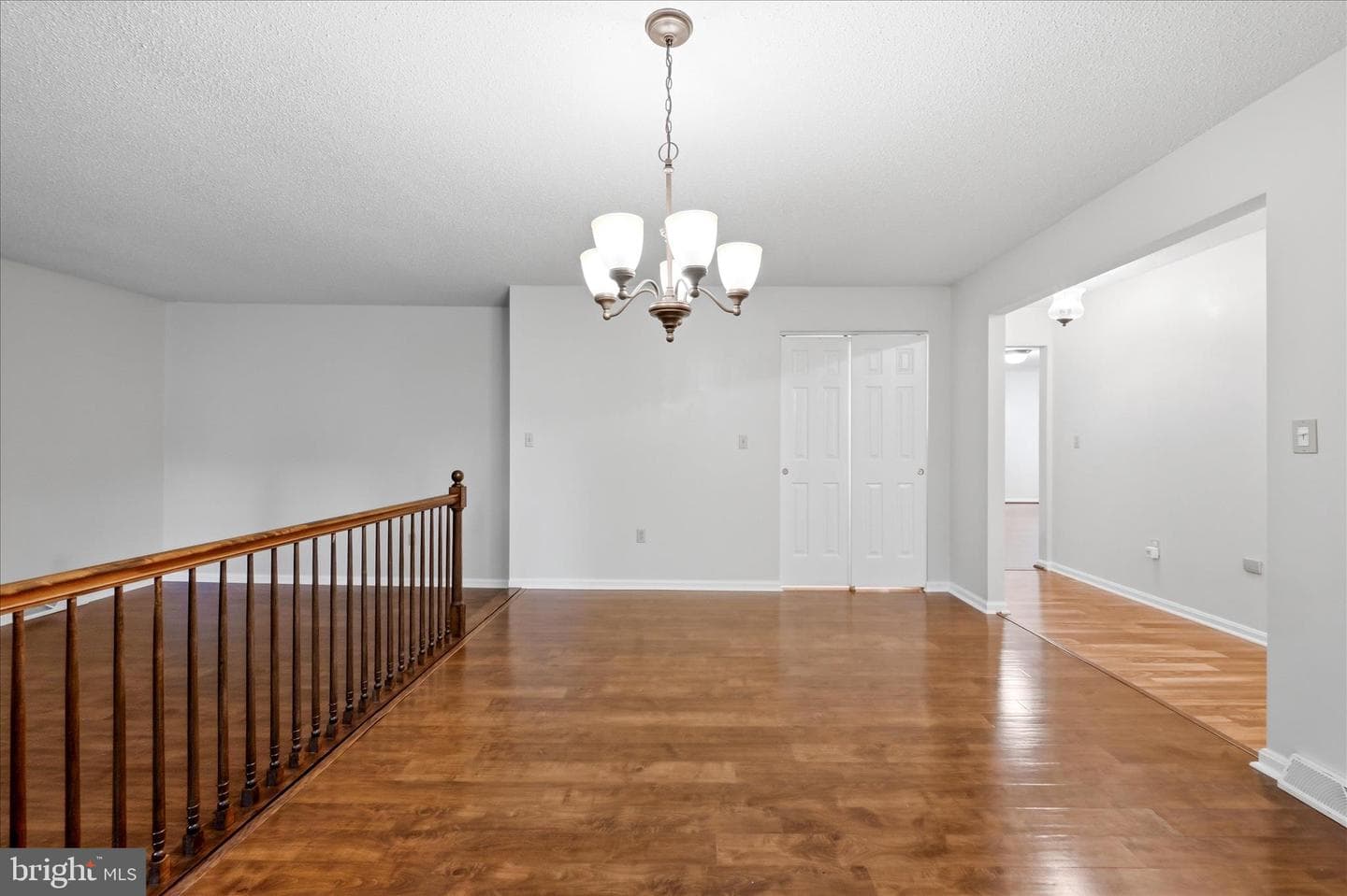 243 Tanbridge Drive photo 11