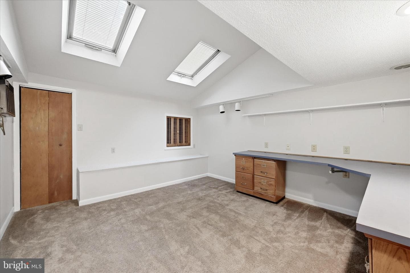 243 Tanbridge Drive photo 24