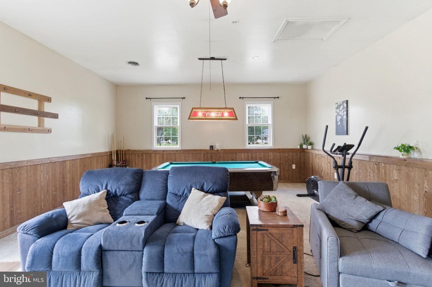 100 Capricorn Drive photo 22
