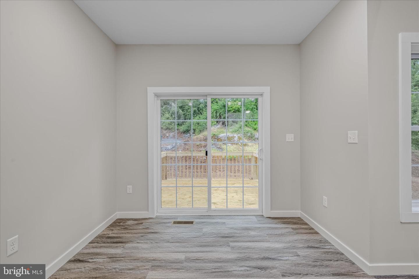 84 Huntsville Court photo 12
