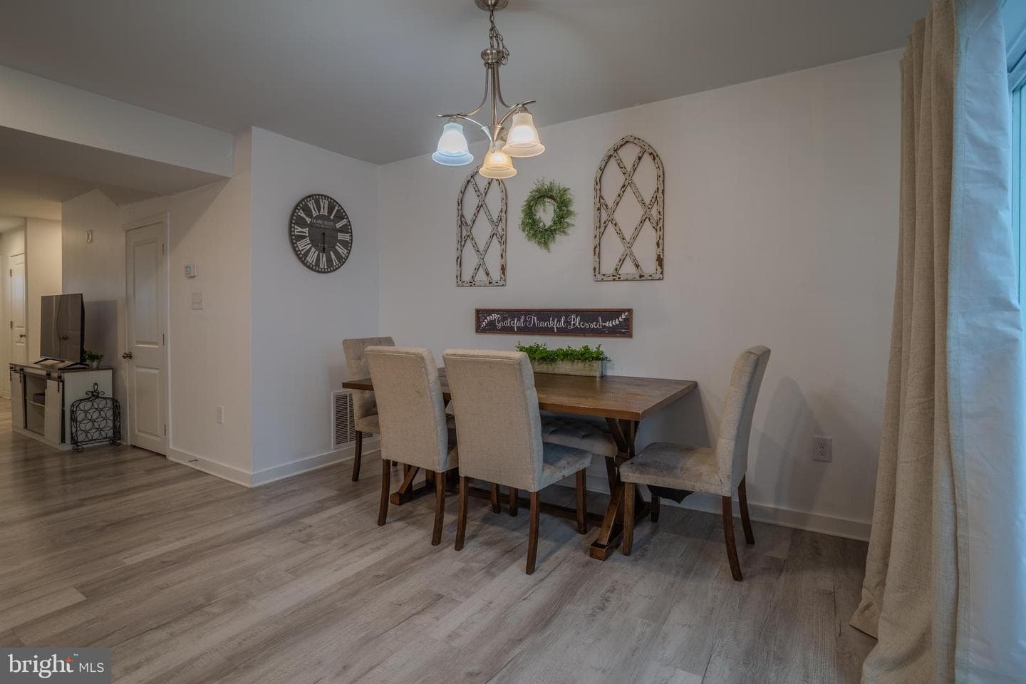 81 Heritage Hills Drive photo 3