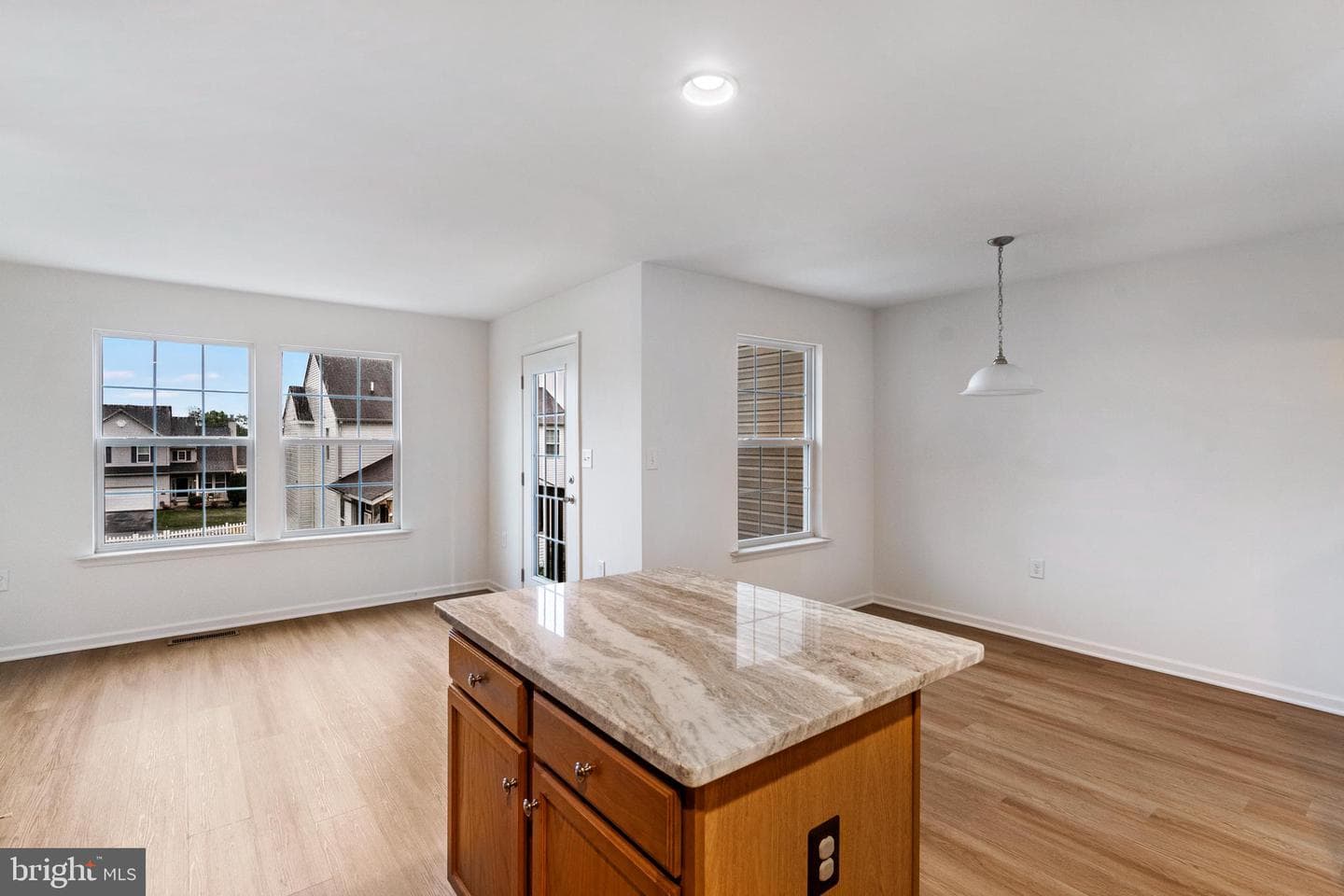 252 Rumbling Rock Road photo 9