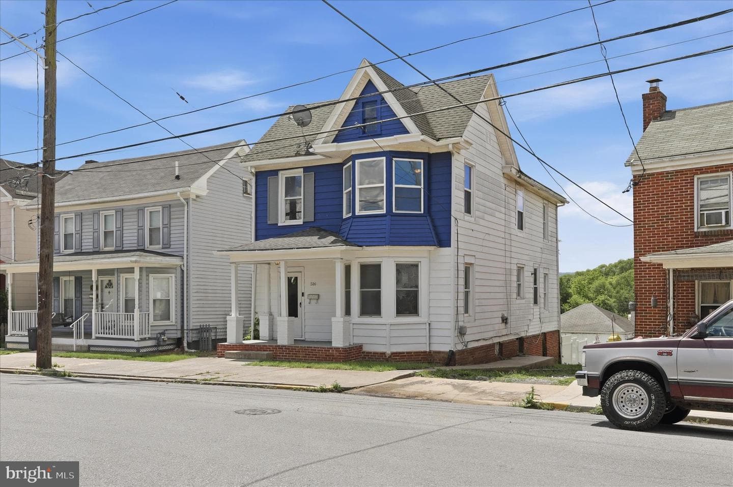 516 N High Street photo 2