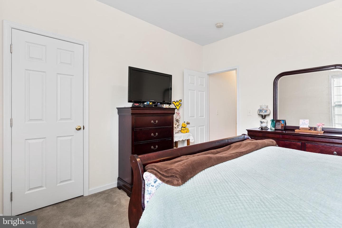 122 Balmoral Lane photo 31