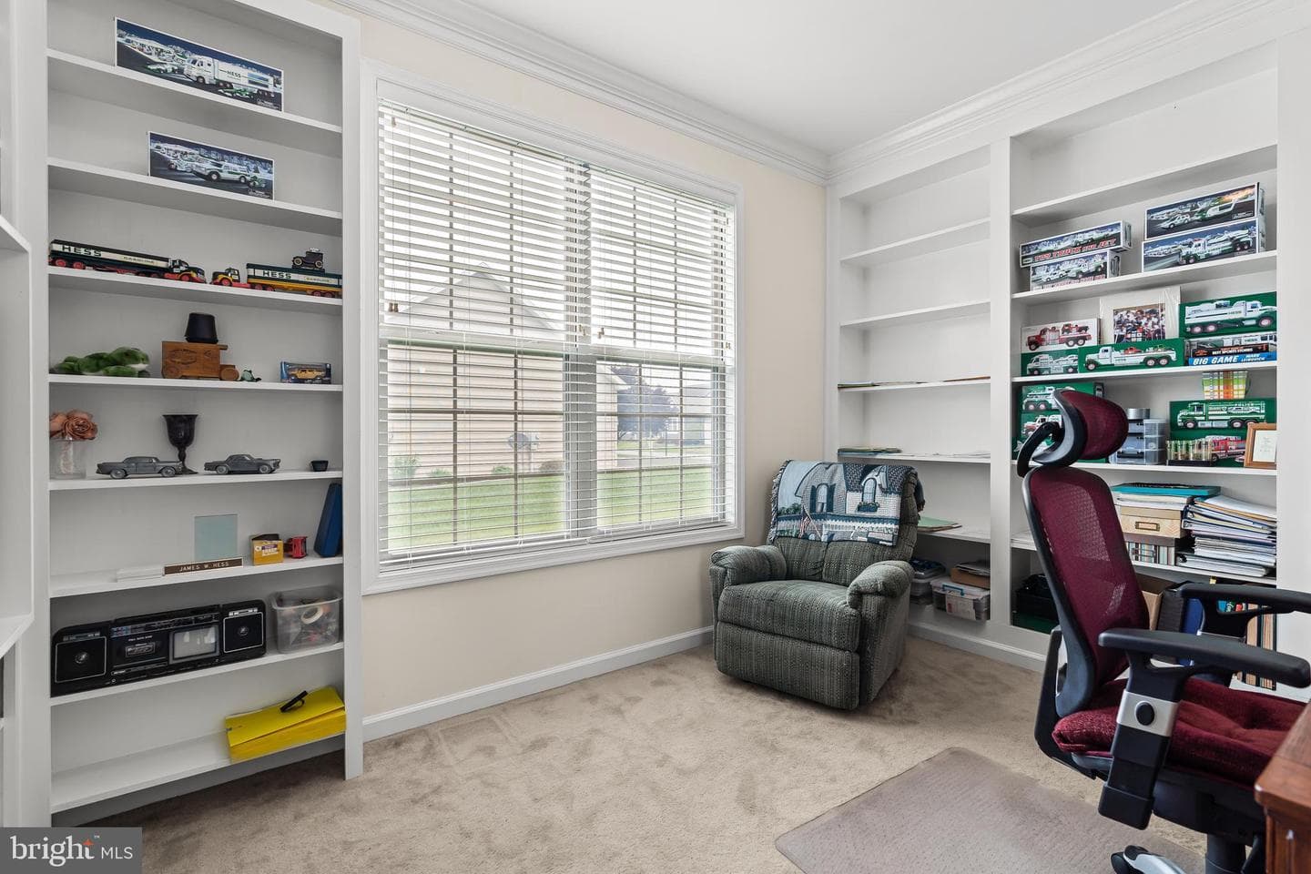 122 Balmoral Lane photo 35