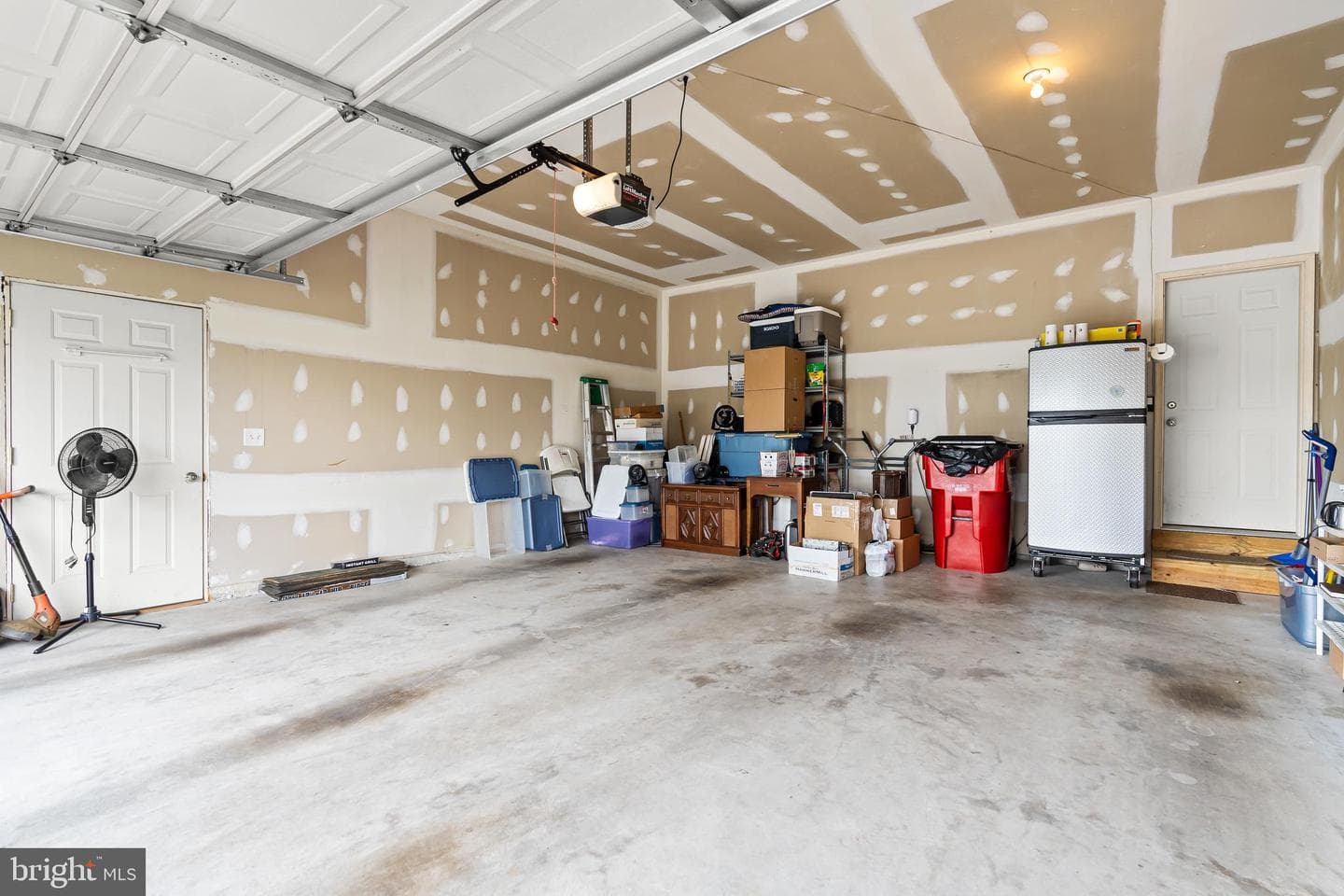 122 Balmoral Lane photo 40