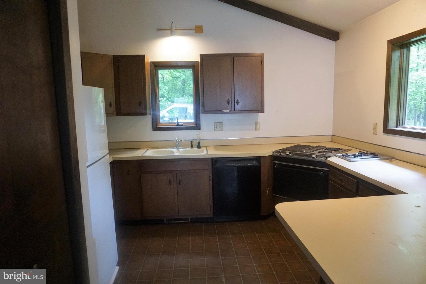 30 Fitzhugh Lane photo 15