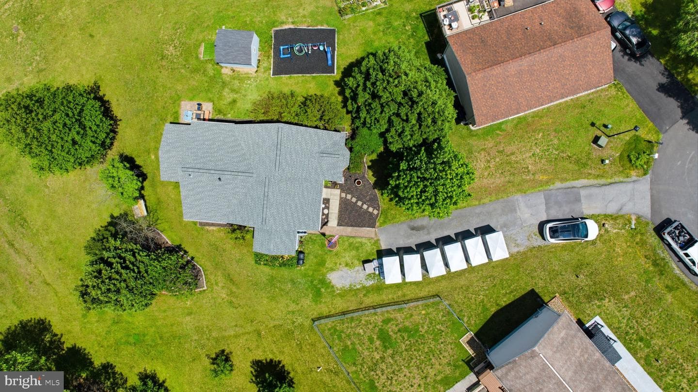 389 Grove Farm Lane photo 60