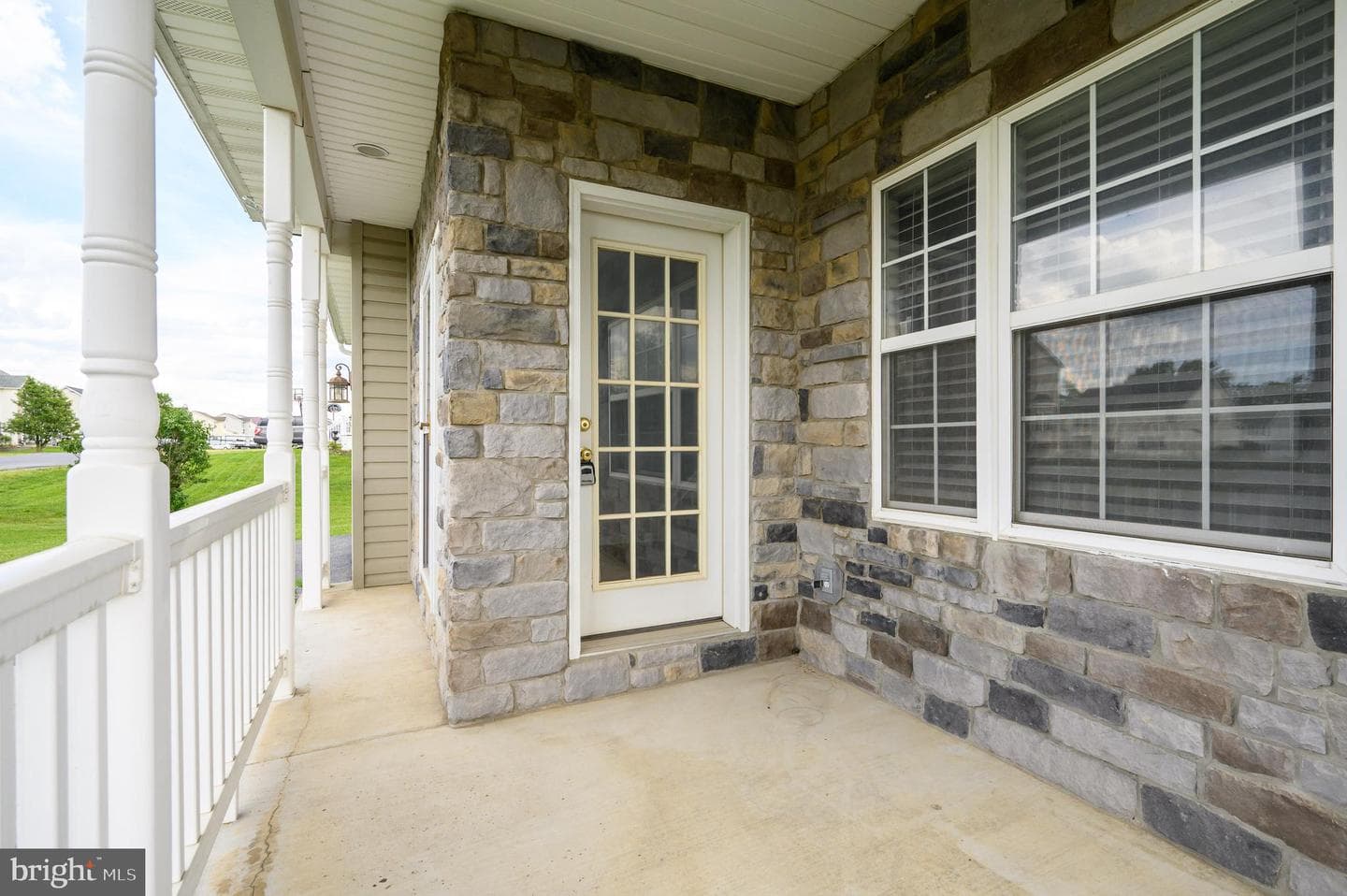 385 Thayers Gull Drive photo 4