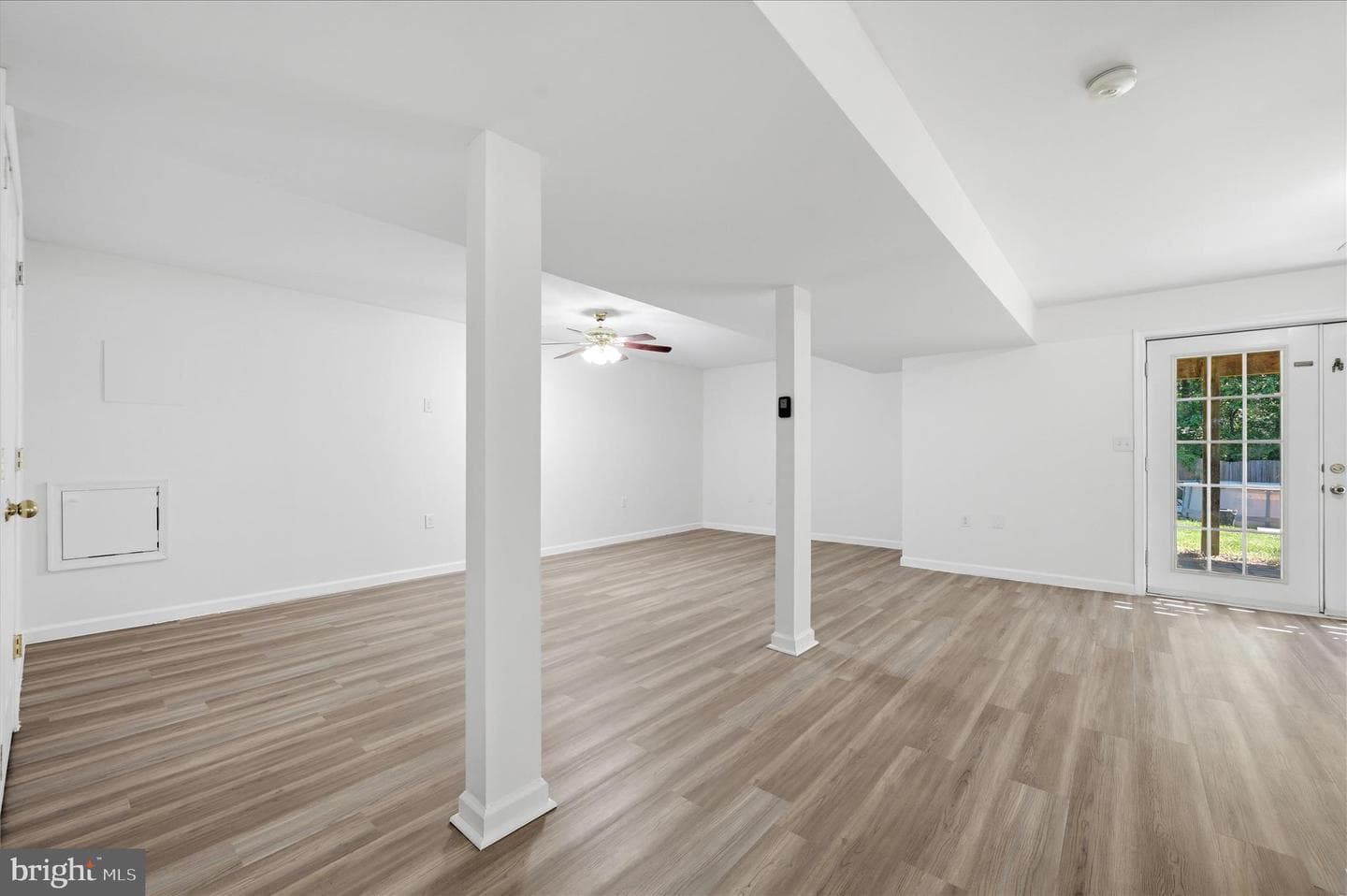 282 Ford Circle photo 6