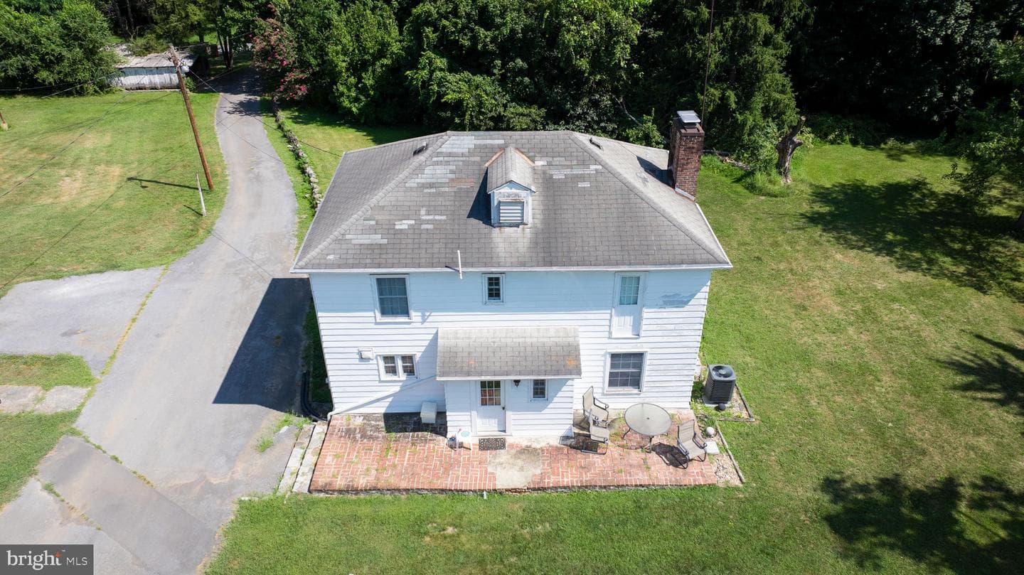 39 Karns Court photo 4