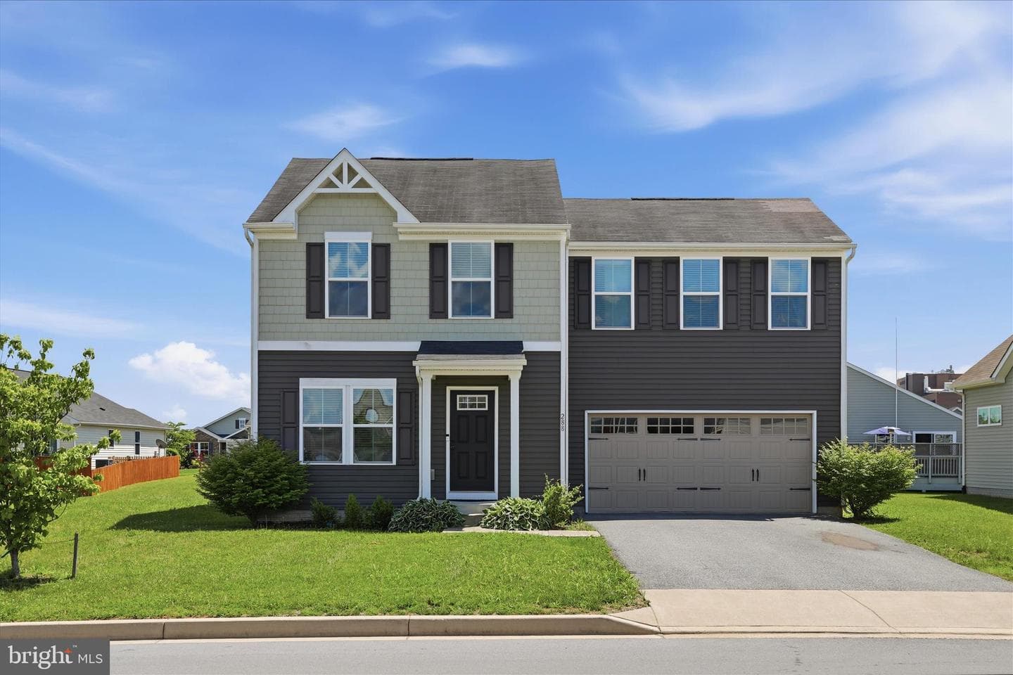288 Aldershot Dr photo 1