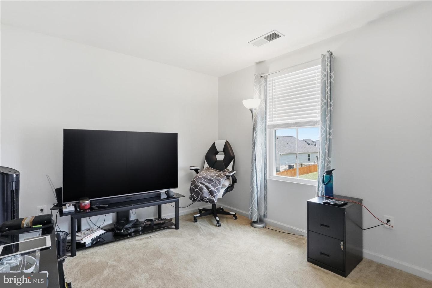 288 Aldershot Dr photo 25