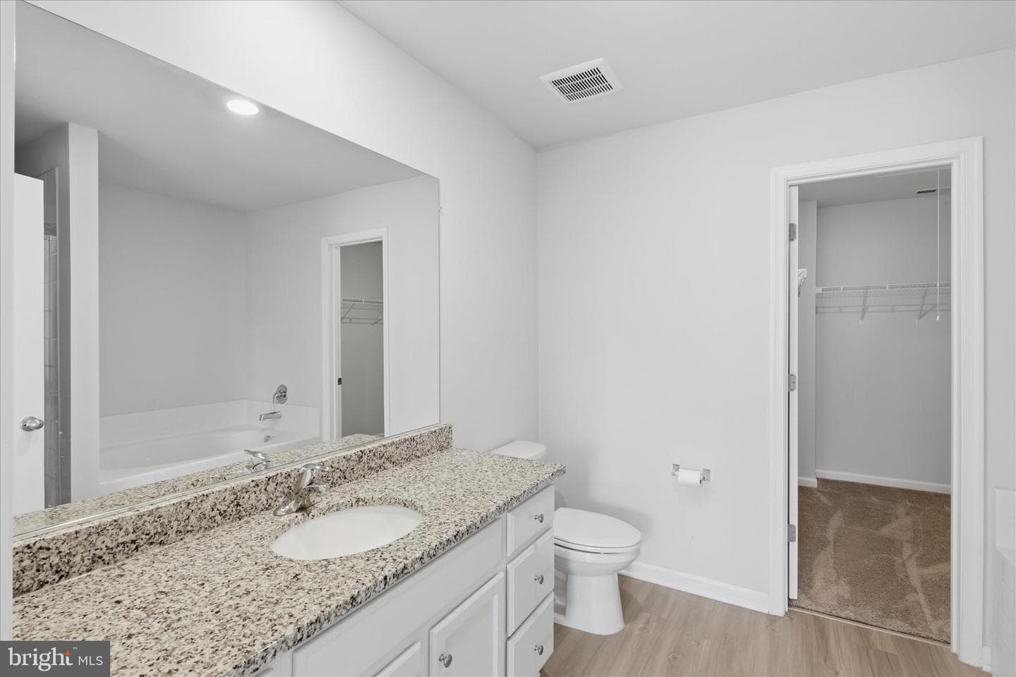 129 Paddington Street photo 23