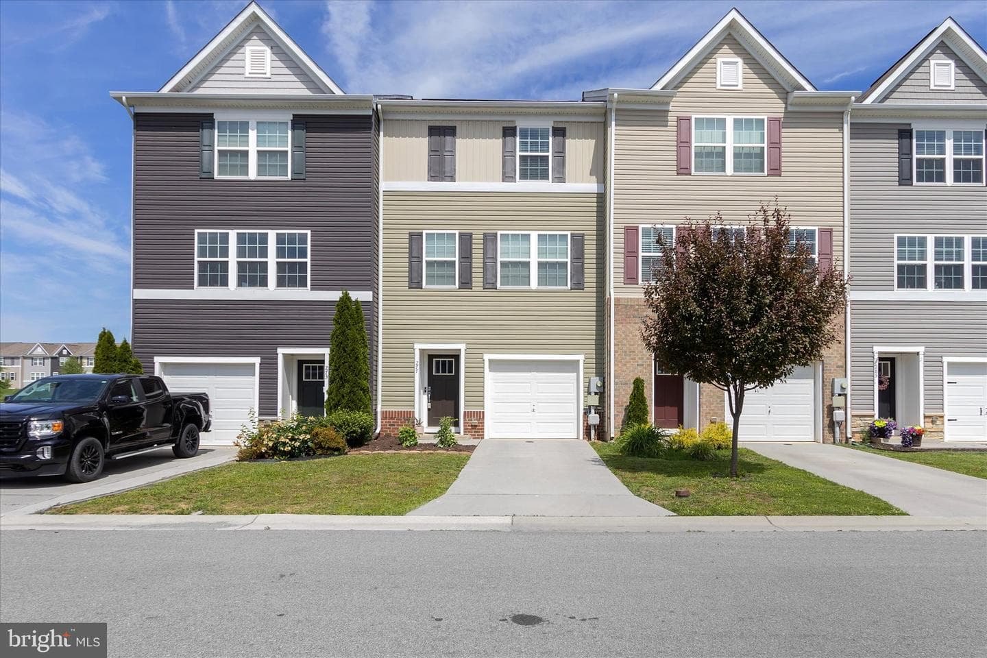277 Magellan Dr