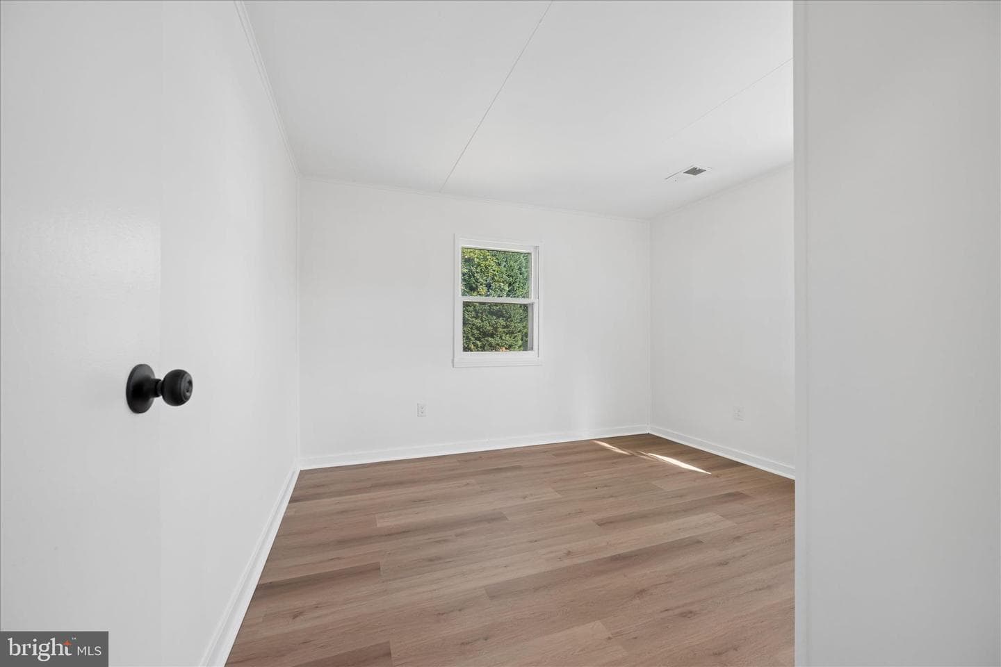 611 State Circle photo 21