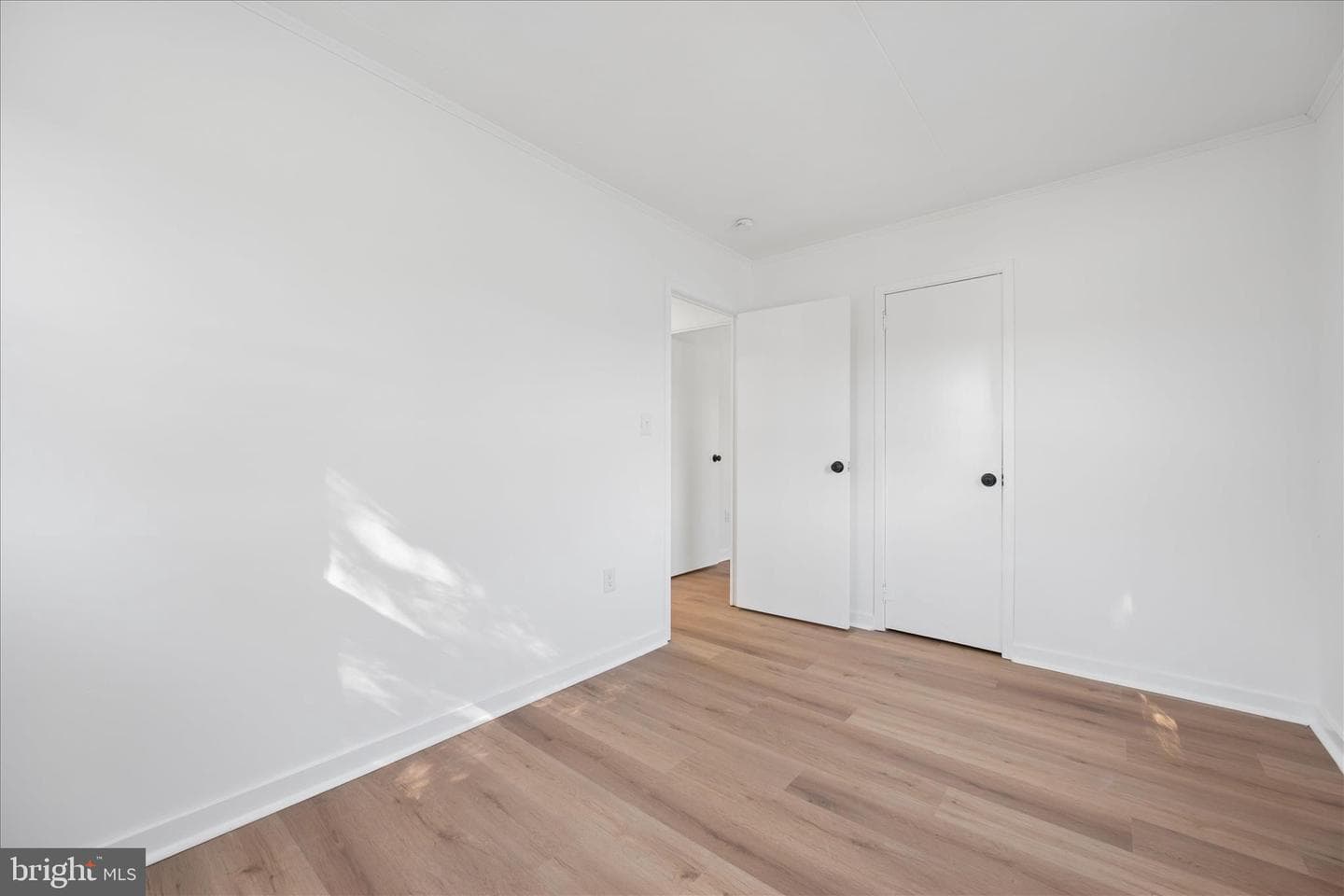 611 State Circle photo 27