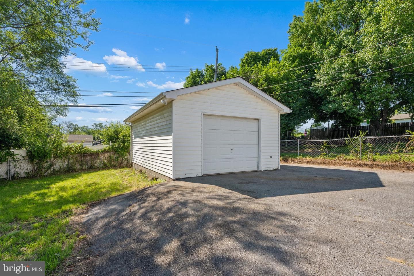 611 State Circle photo 39