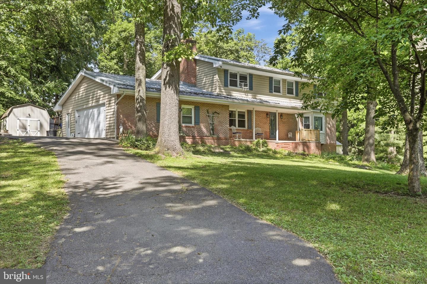 1084 Ridge Road S photo 3