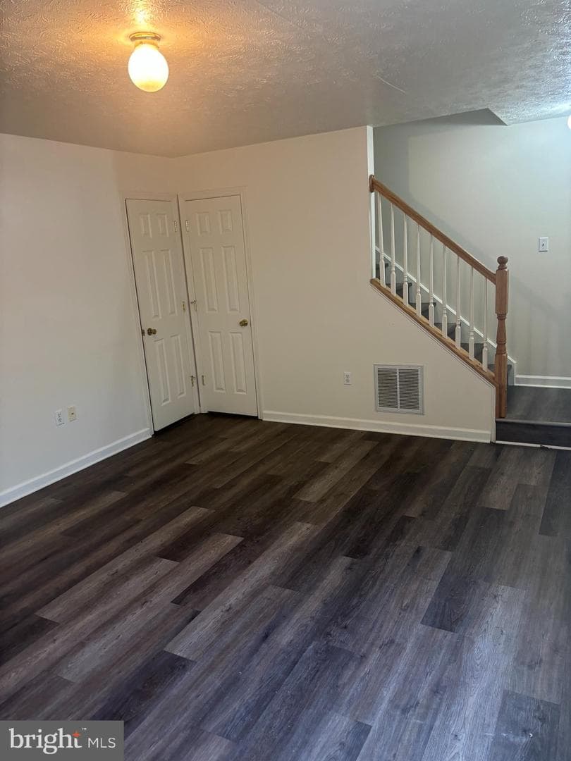 37 Dorothy Court photo 5