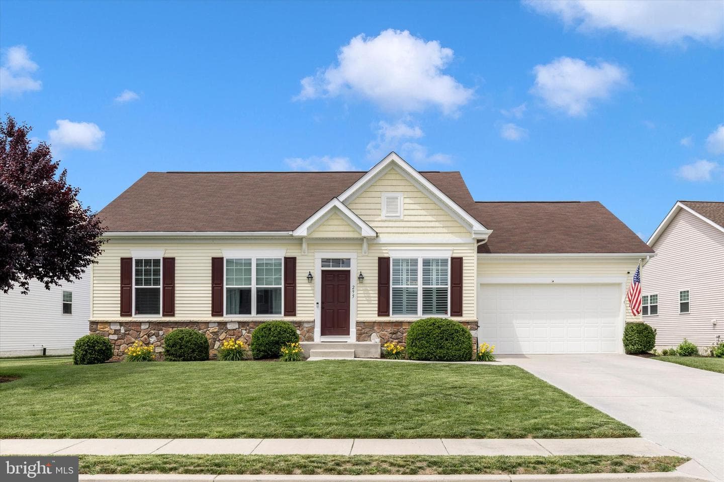 295 Aldershot Drive