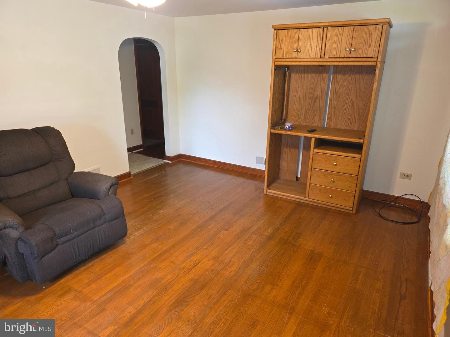 320 Hedrick Avenue photo 3
