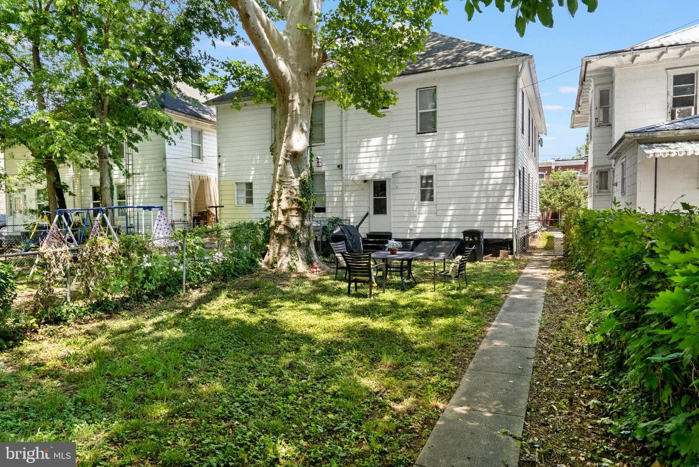 723 W King Street photo 29