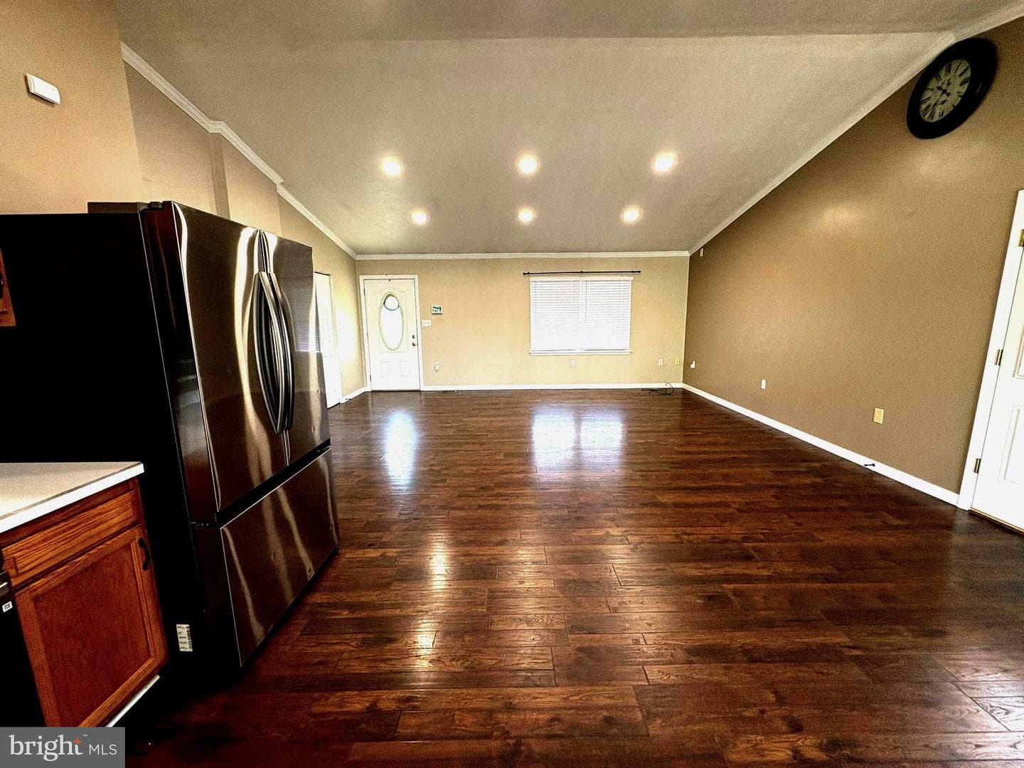 271 Mimosa Drive photo 11