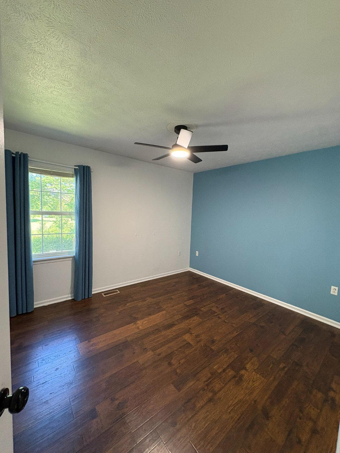 271 Mimosa Drive photo 16