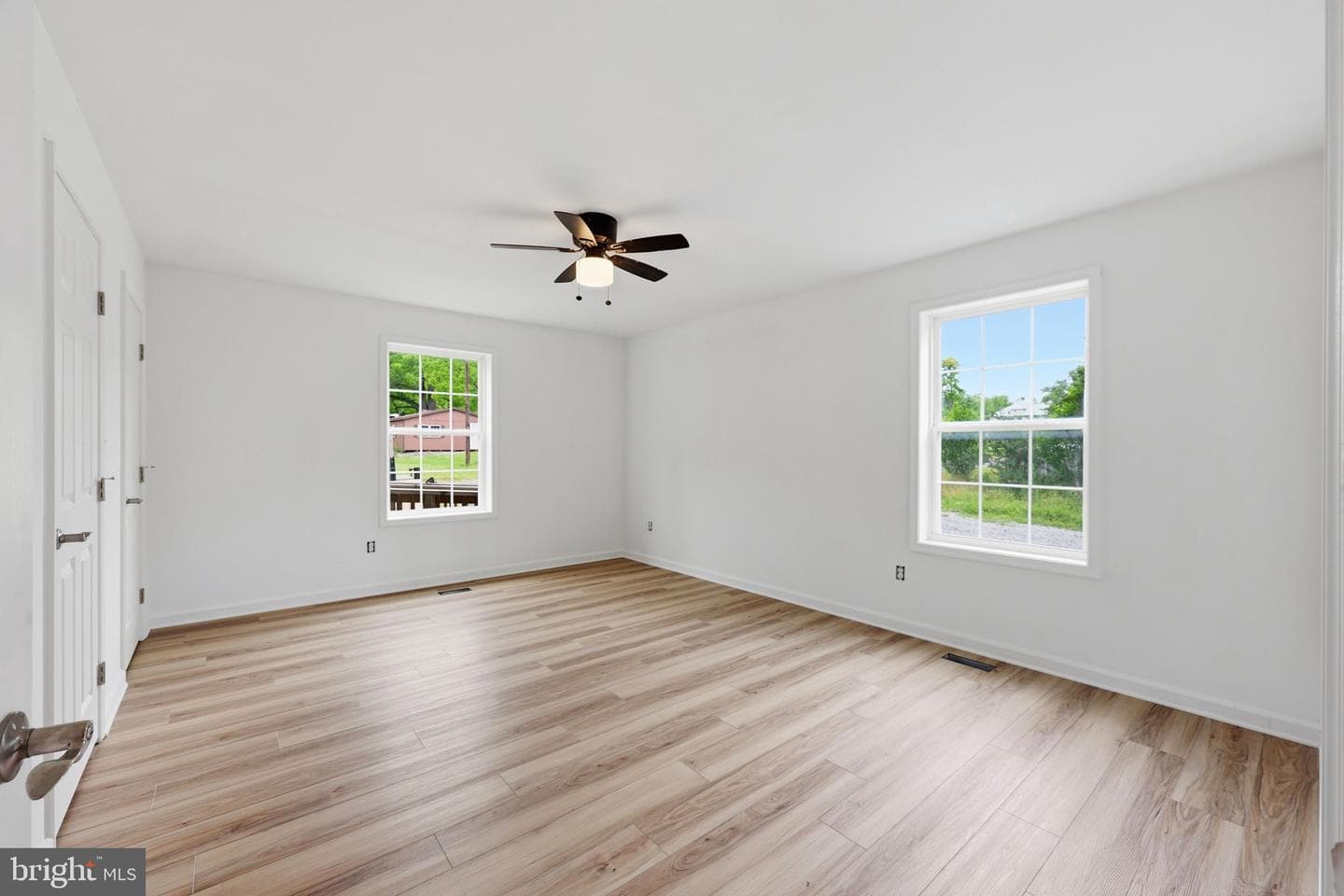 8757 Hedgesville Road photo 18