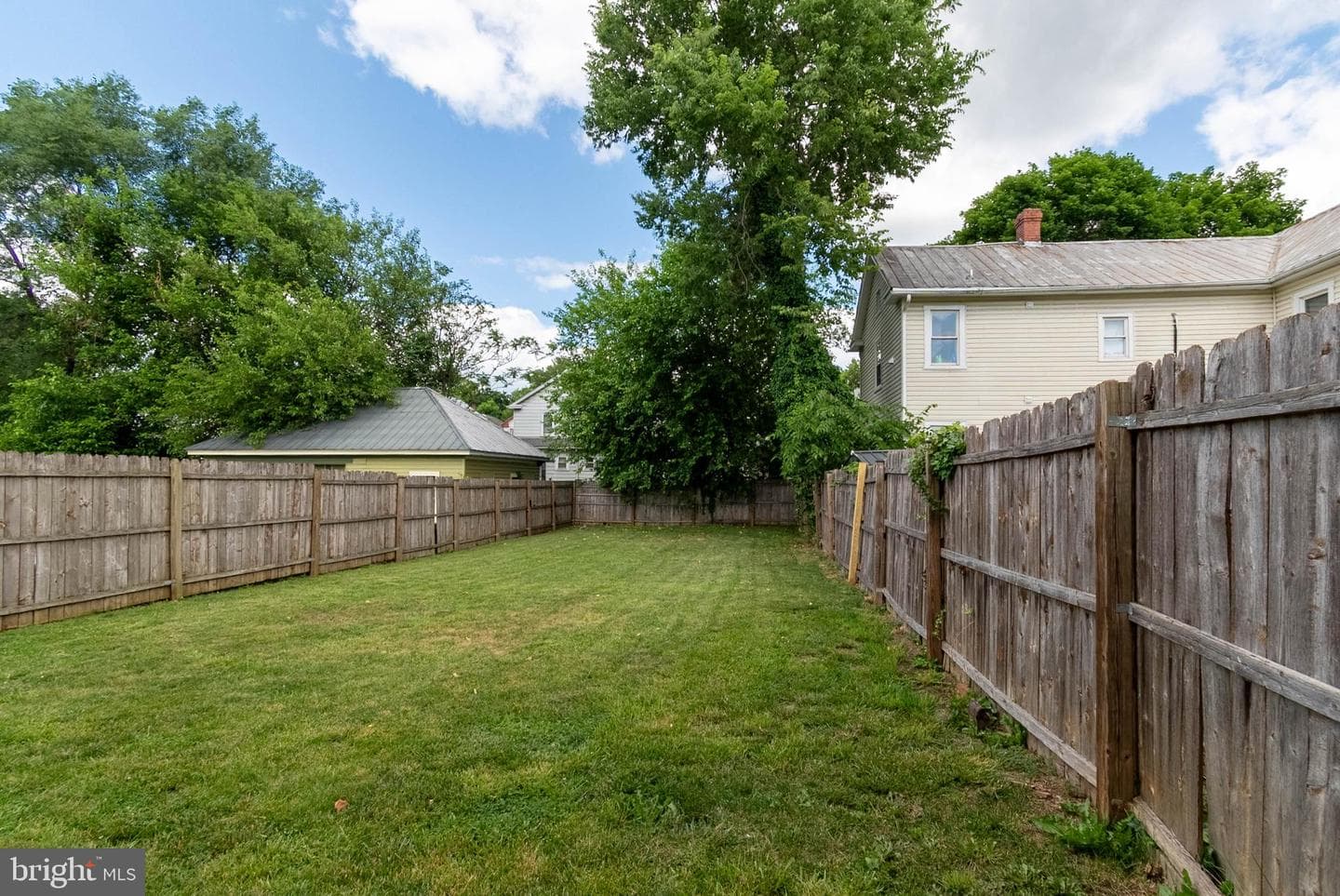 405 Porter Avenue photo 4