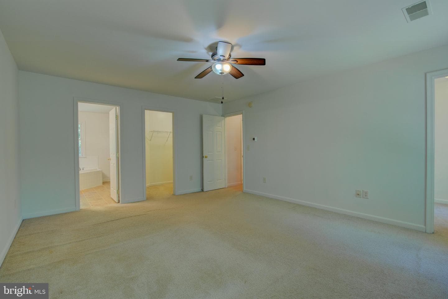 228 Warner Lane photo 30