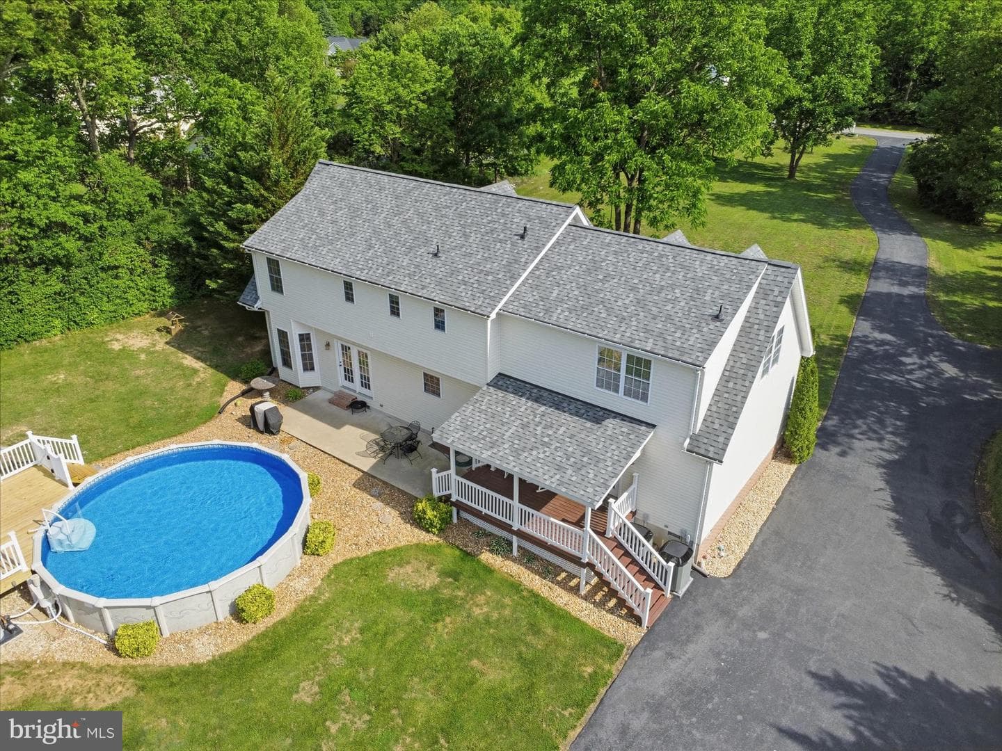 726 Doe Run Road photo 9
