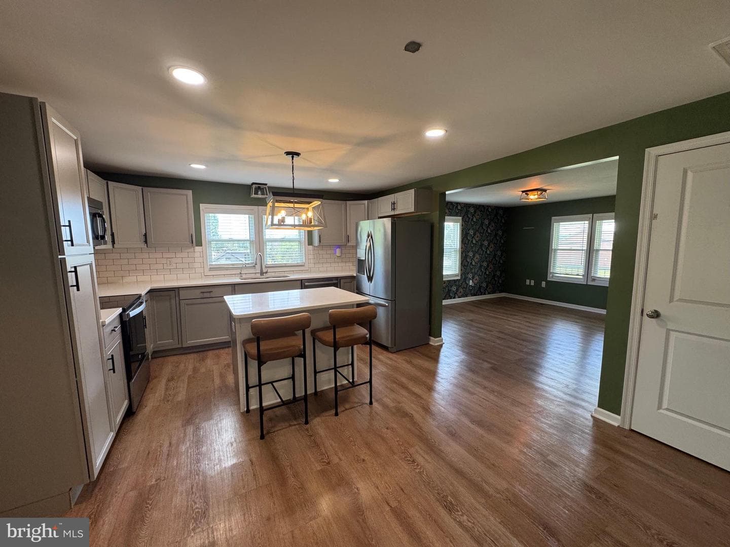 7865 Hedgesville Road photo 38