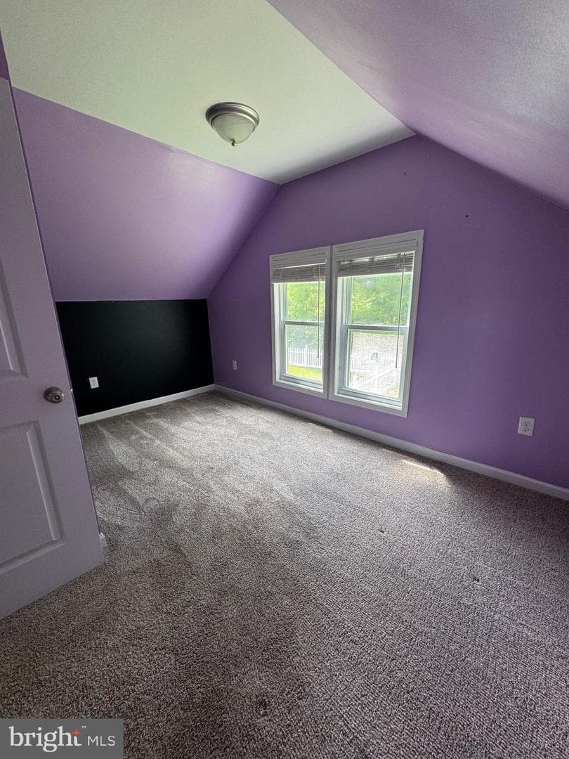 7865 Hedgesville Road photo 56