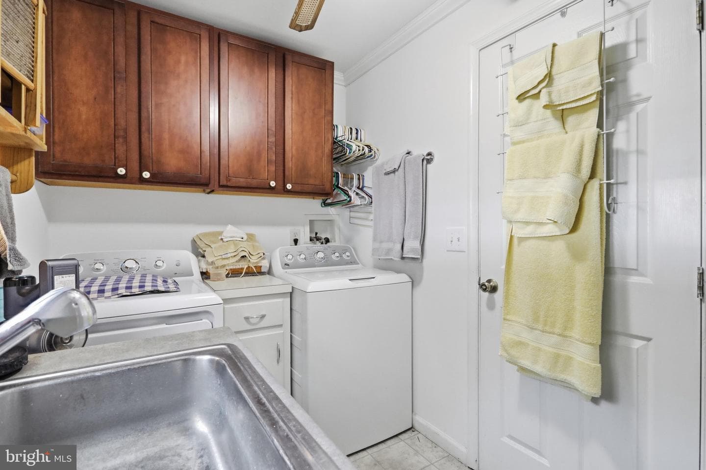 60 Elliott Drive photo 11