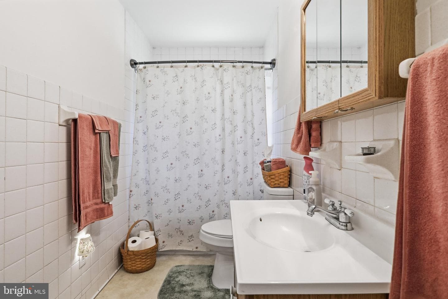 60 Elliott Drive photo 17