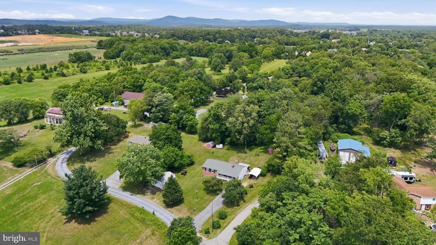 60 Elliott Drive photo 42