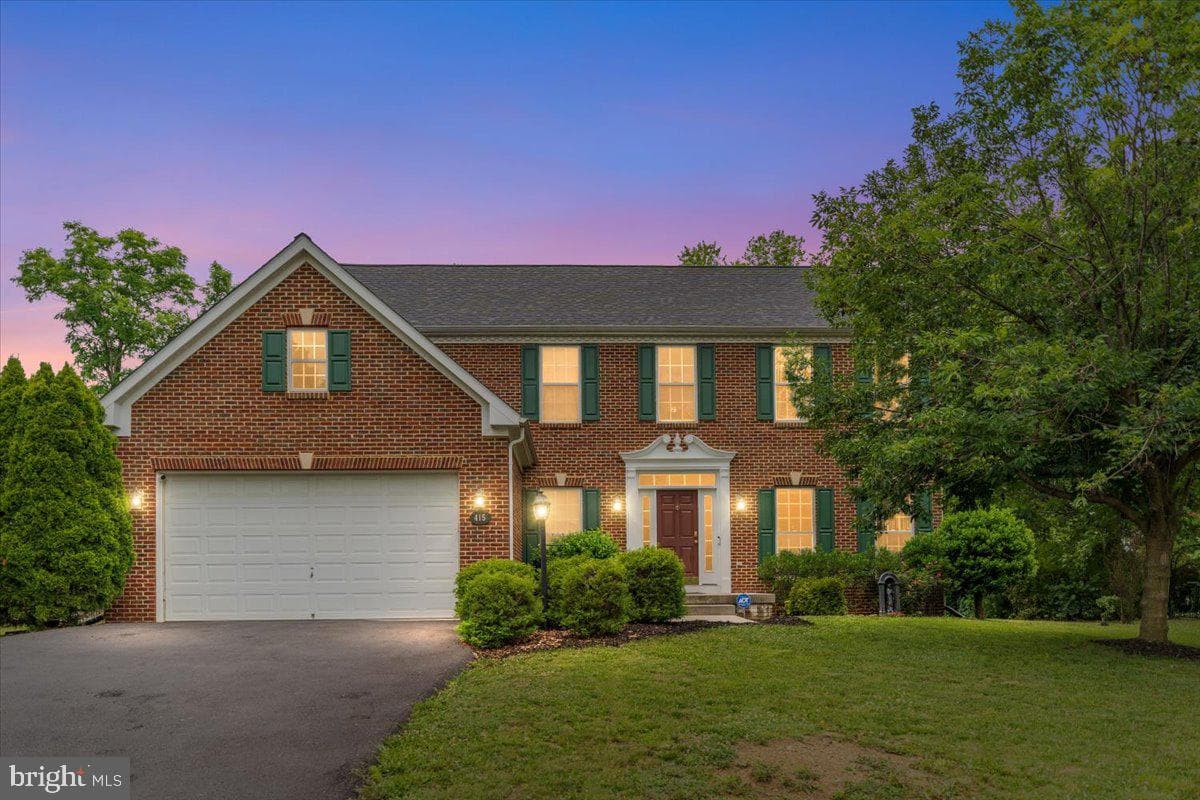415 Richwood Hall Rd, Kearneysville