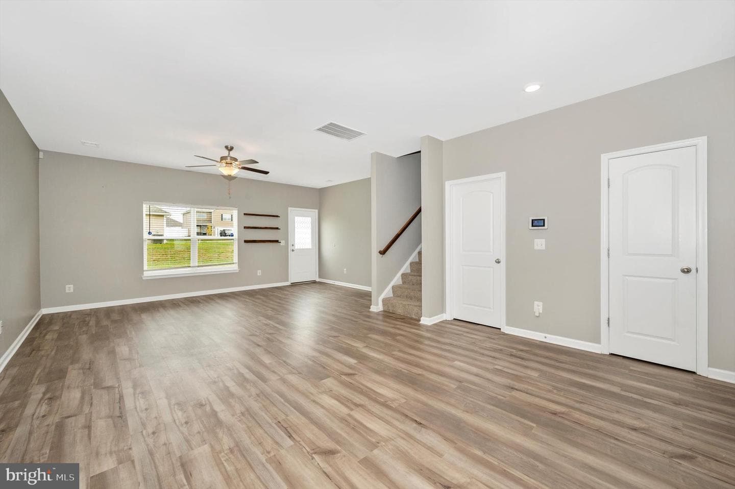 42 Eakins Lane photo 11