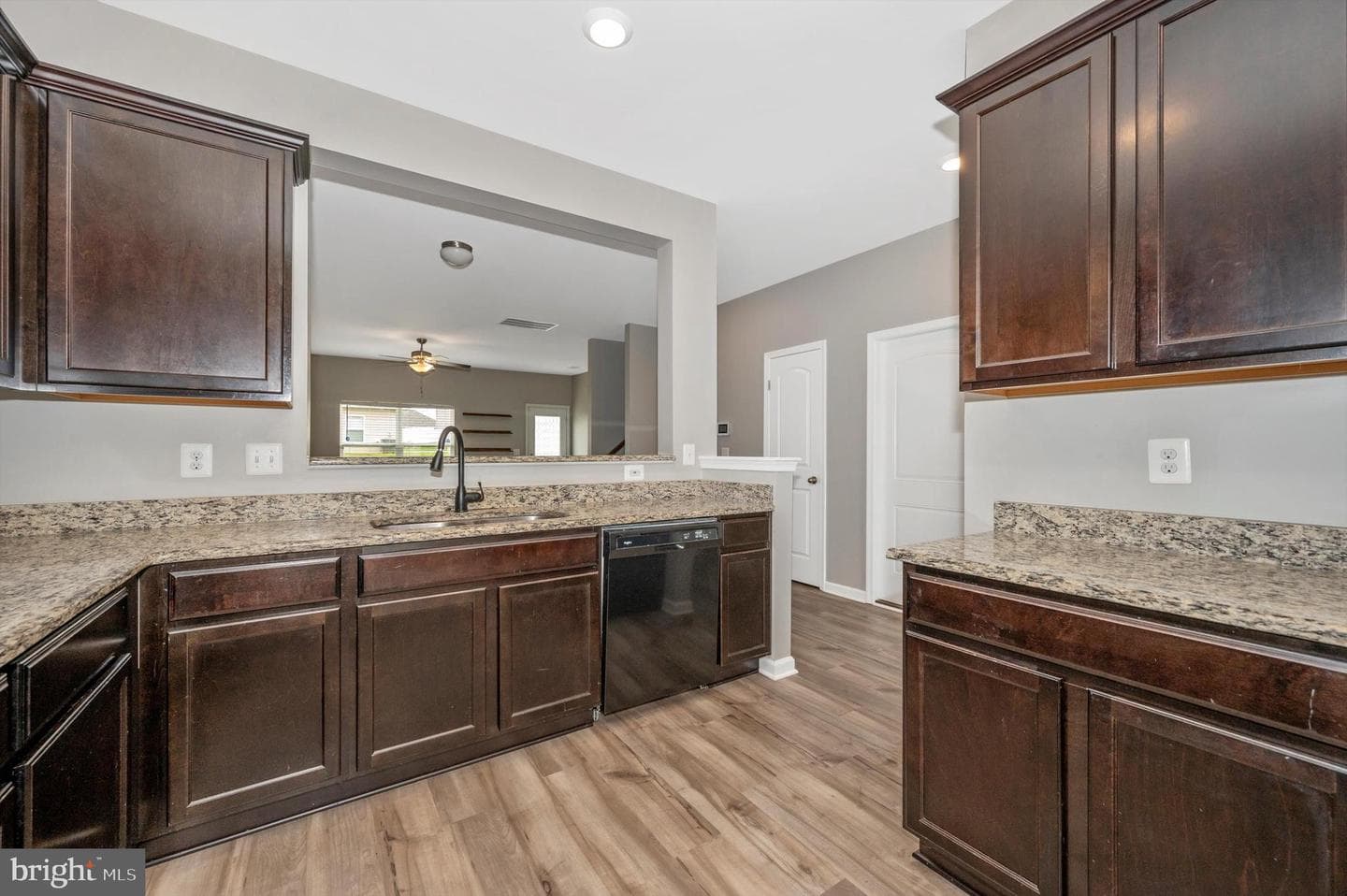 42 Eakins Lane photo 14