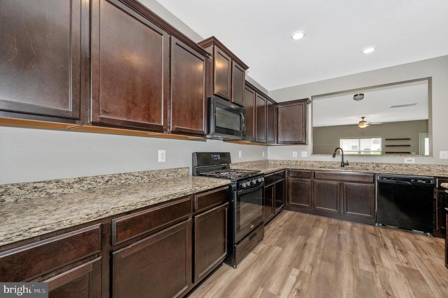 42 Eakins Lane photo 16