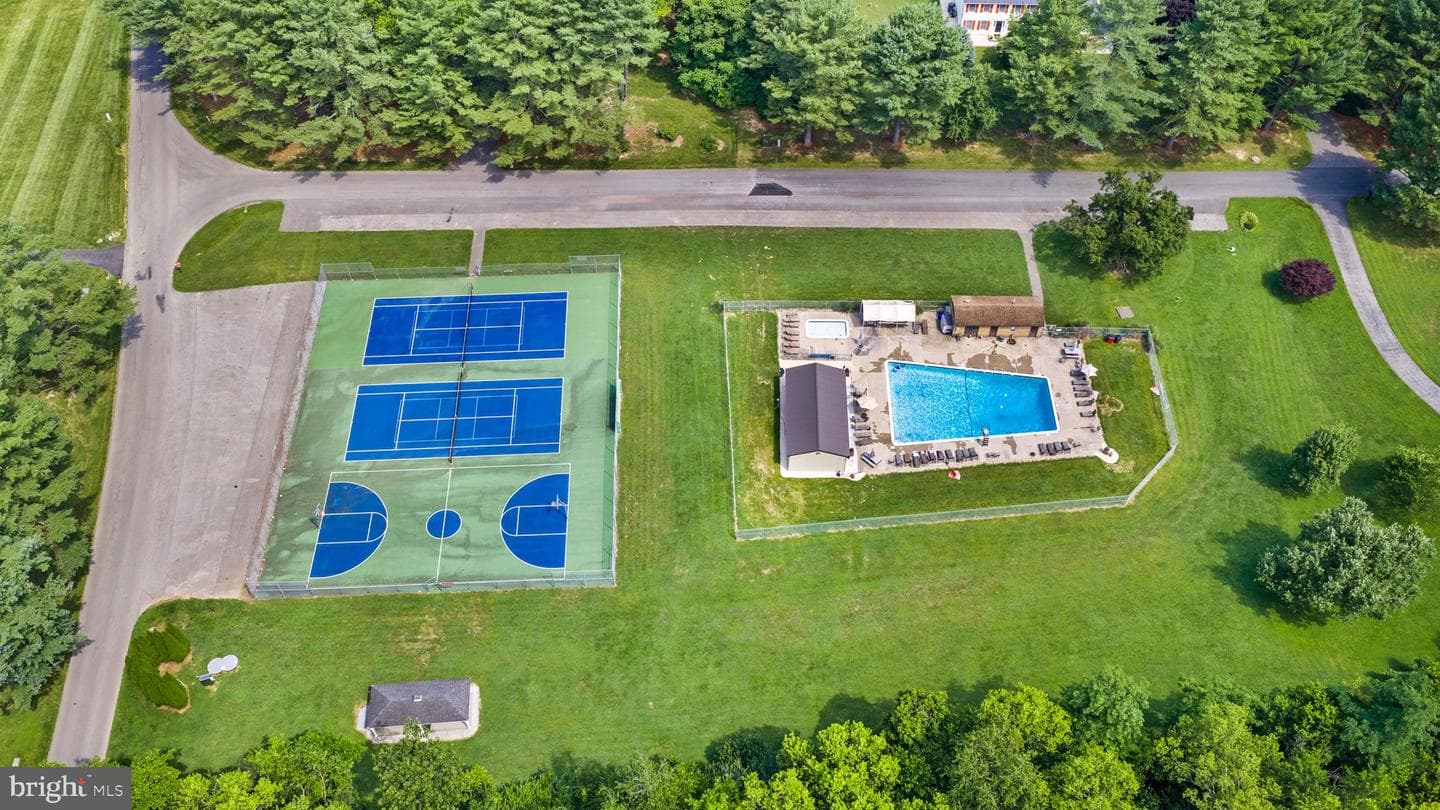 903 Colston Drive photo 35