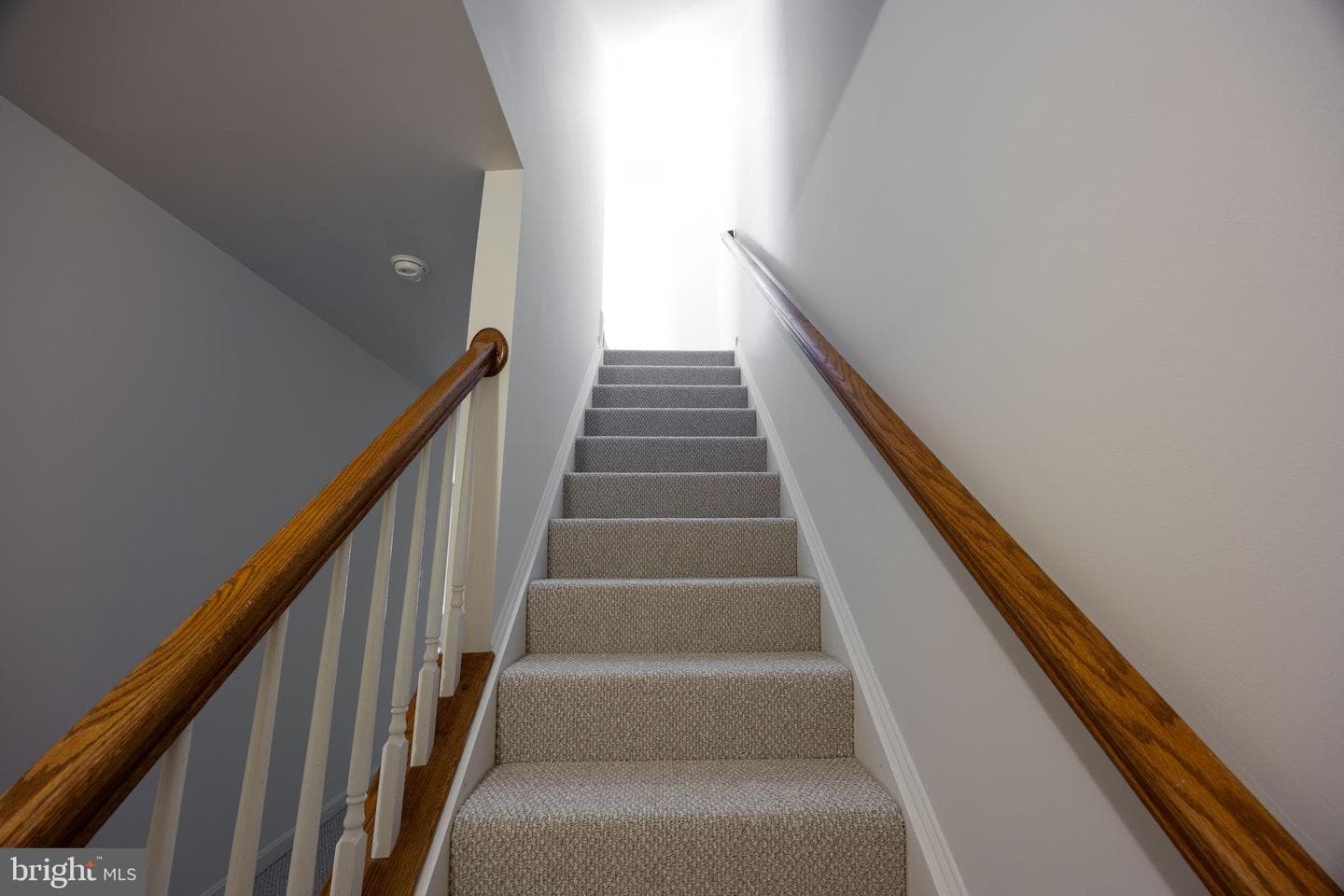 42 Magellan Drive photo 12