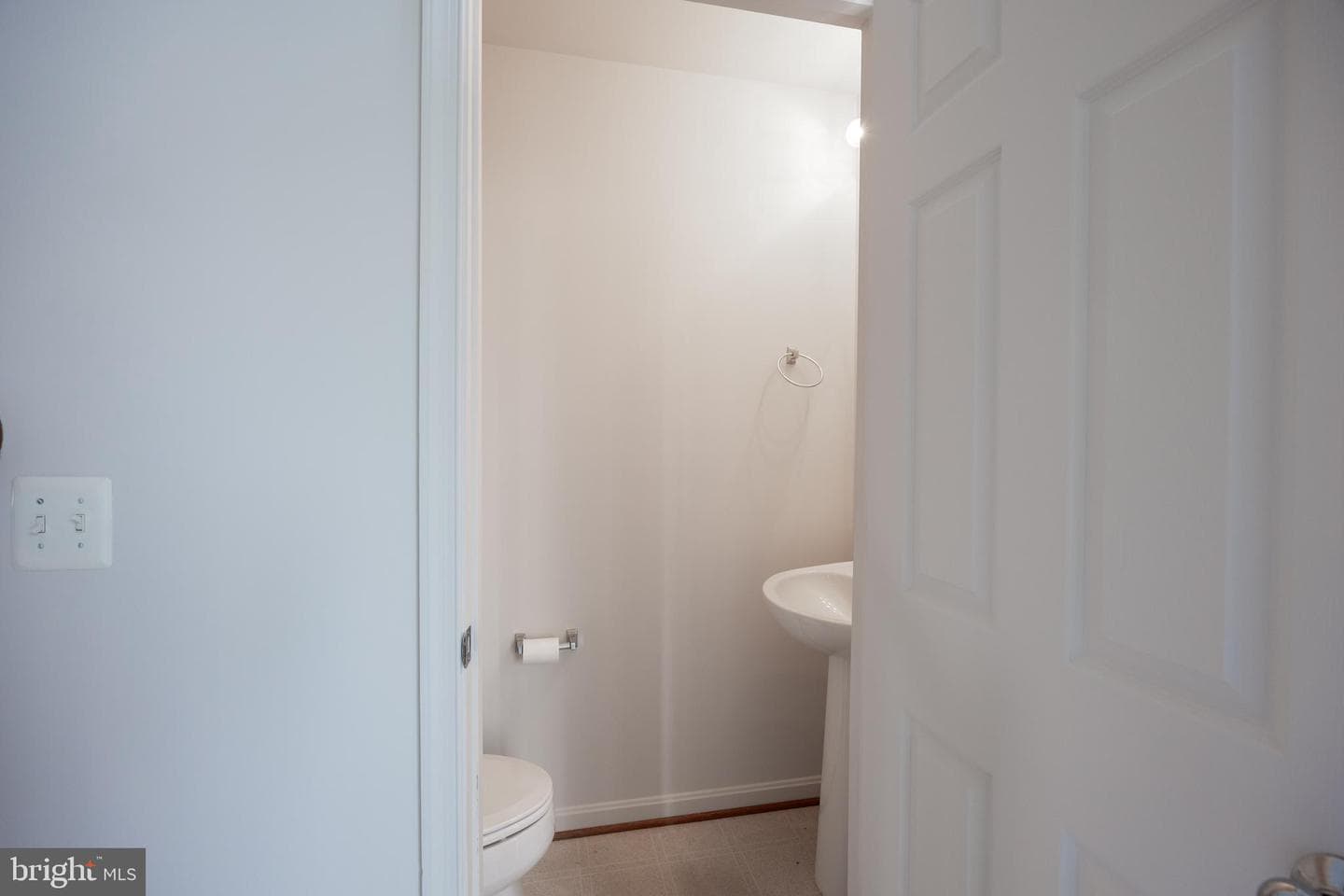 42 Magellan Drive photo 15