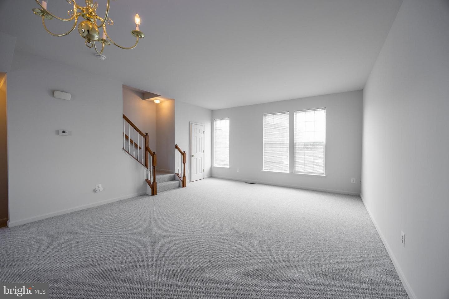 42 Magellan Drive photo 27