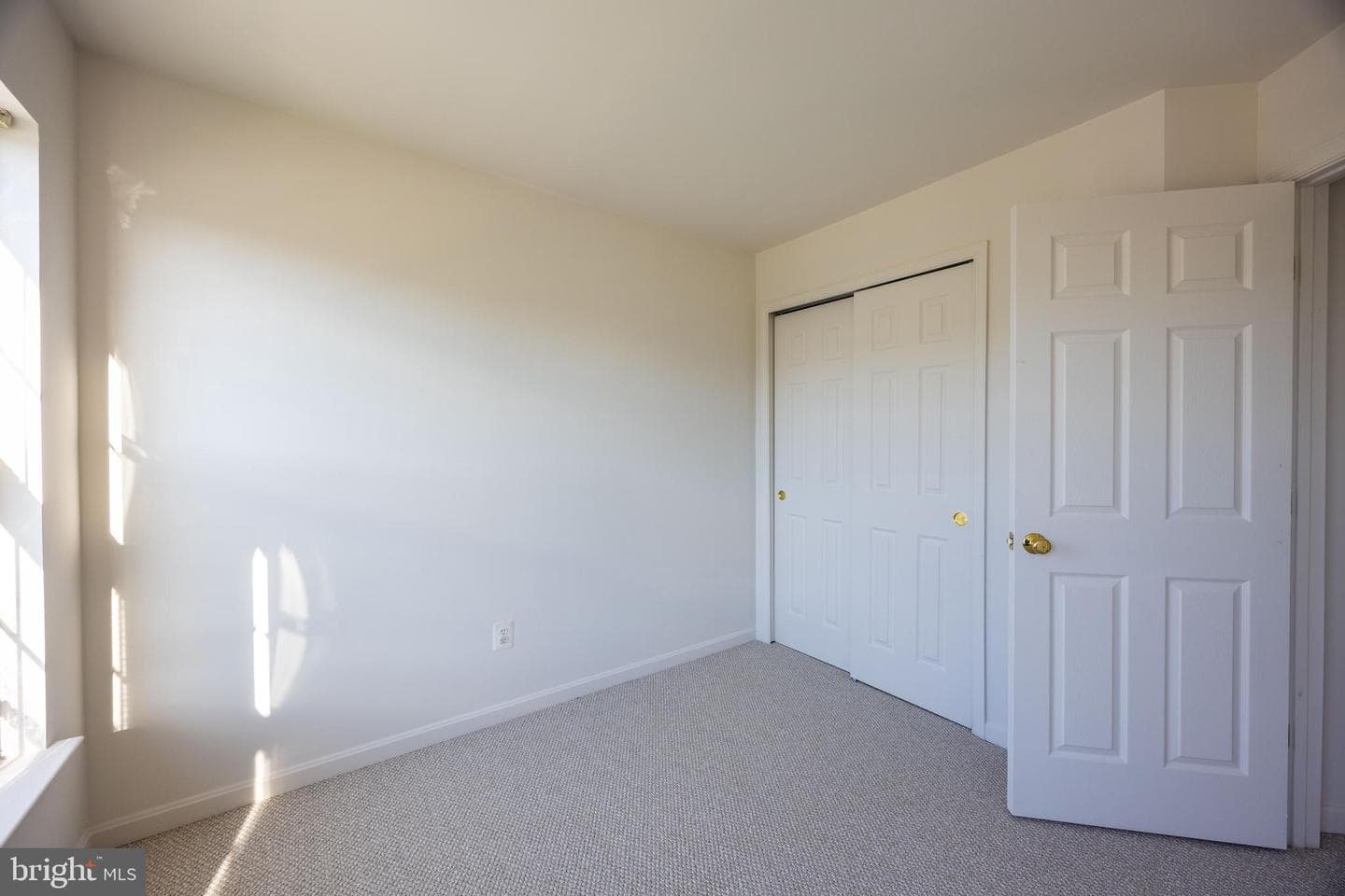 42 Magellan Drive photo 31