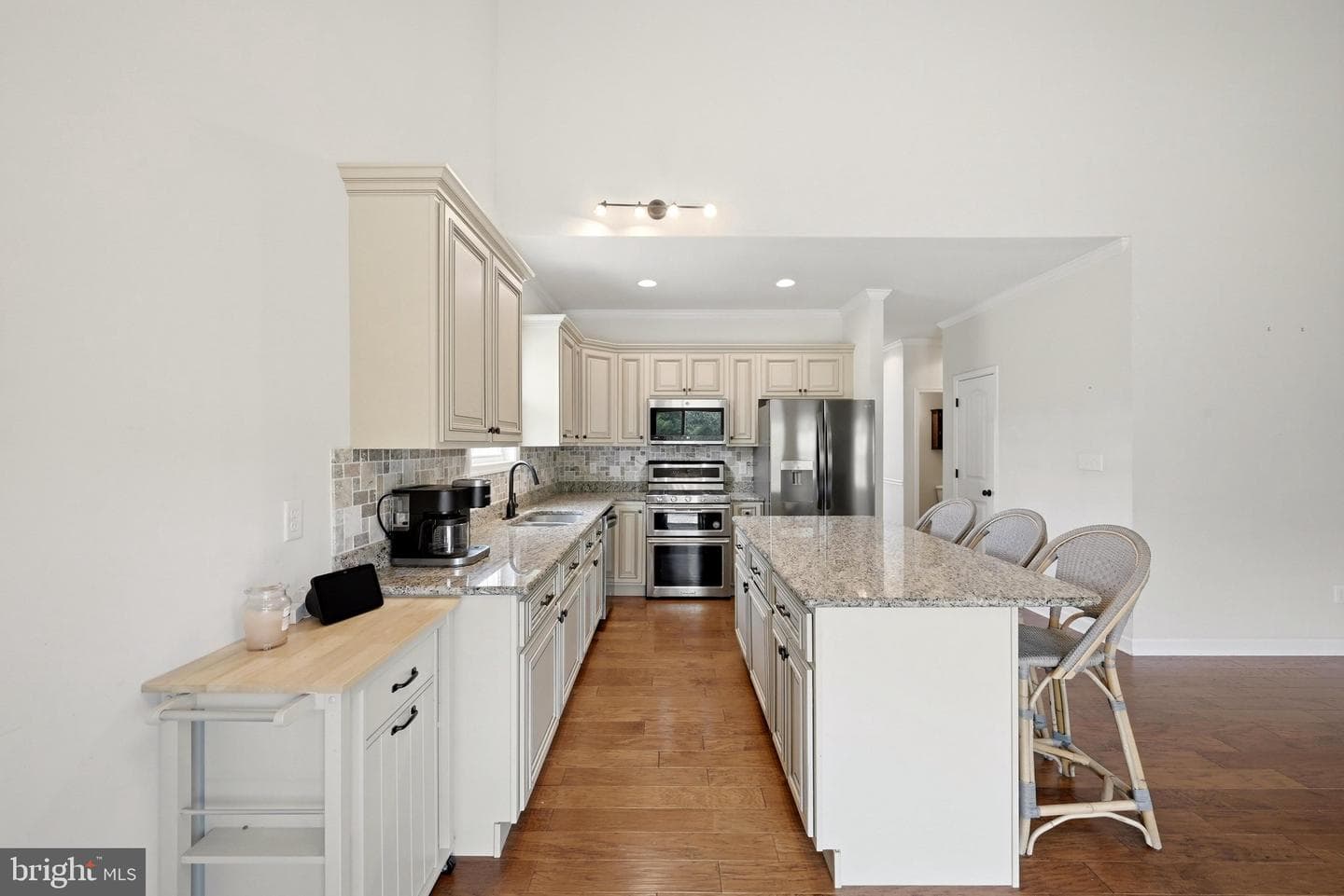 65 Fegan Road photo 13